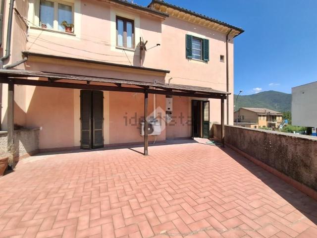 Villetta bifamiliare in vendita di 120 m² in Via Giuseppe Mazzini