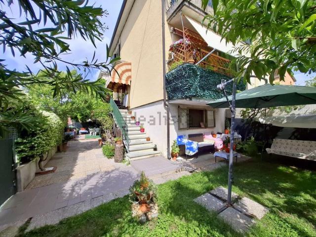 Villetta bifamiliare in vendita di 120 m² in Via Correggio