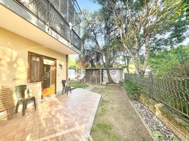 Villetta bifamiliare in vendita di 120 m² in Via della Torre, 57