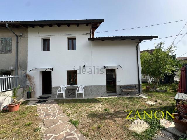 Villetta bifamiliare in vendita di 120 m² in Via delle Chiese Antiche, 28