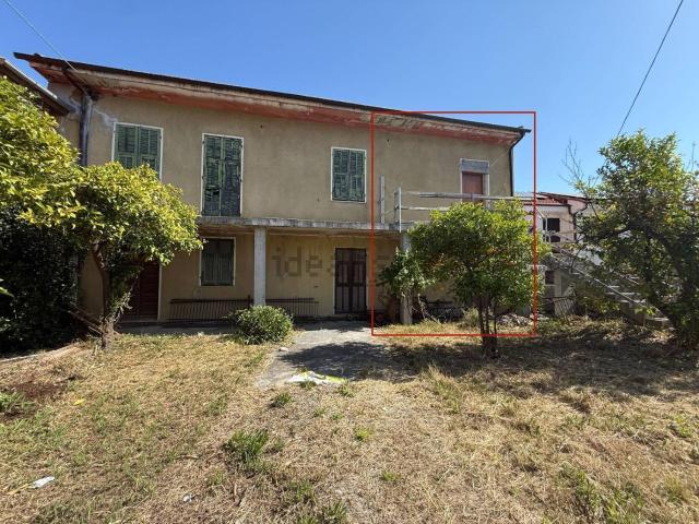 Villetta bifamiliare in vendita di 120 m² in Via Diano Castello, 110