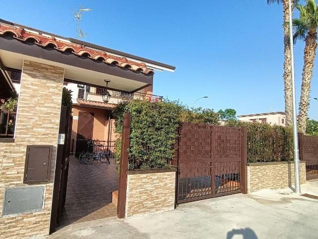Villetta bifamiliare in vendita di 120 m² in Via Don L. Sturzo, 9