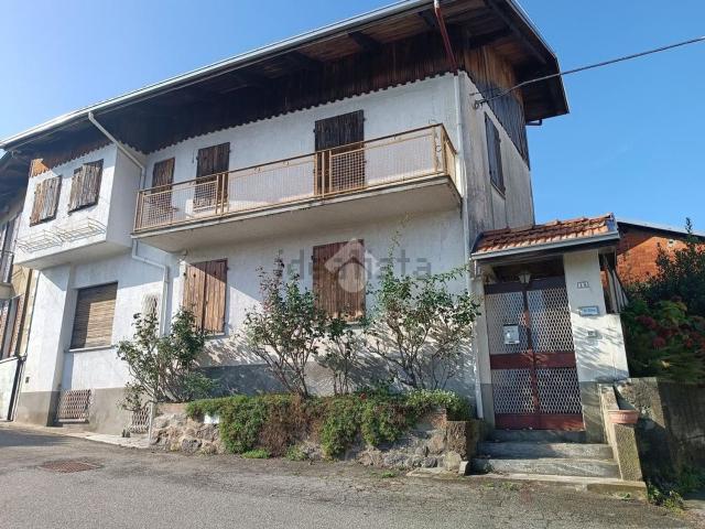 Villetta bifamiliare in vendita di 120 m² in Via E. Sartori, 18