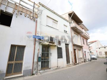 Villetta bifamiliare in vendita di 120 m² in Via F. Crispi, 9