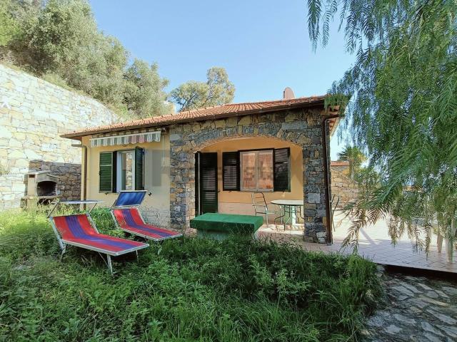 Villetta bifamiliare in vendita di 120 m² in Via Fossati, 110