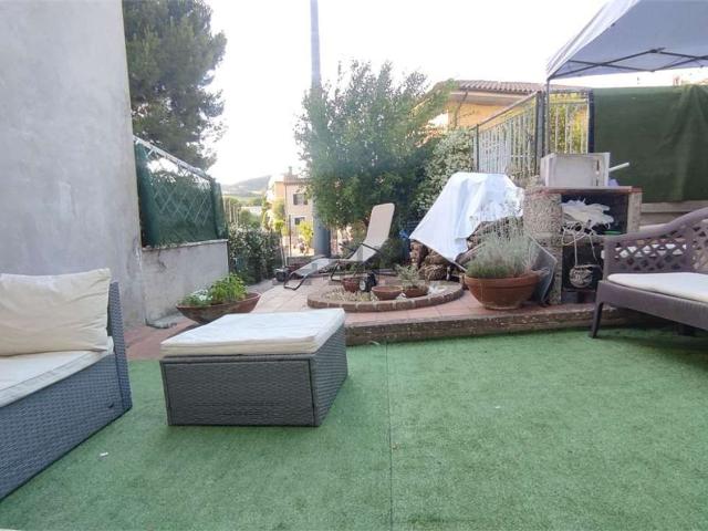 Villetta bifamiliare in vendita di 120 m² in Via Giuseppe Verdi