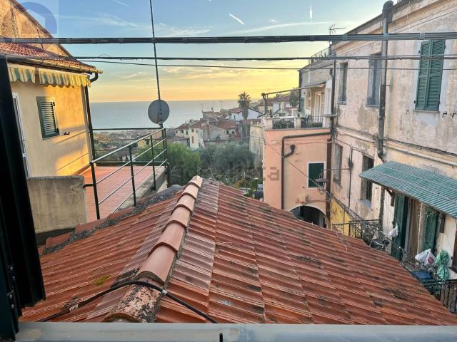 Villetta bifamiliare in vendita di 120 m² in Via Giuseppe Conio, 23