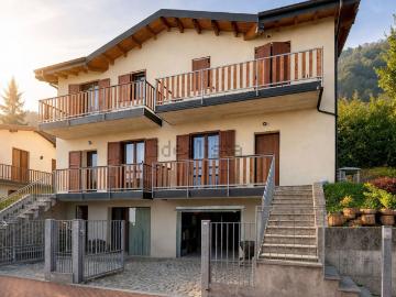 Villetta bifamiliare in vendita di 120 m² in Via Liano