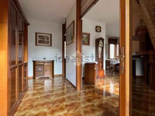 Villetta bifamiliare in vendita di 120 m² in Via Ospedale, 15