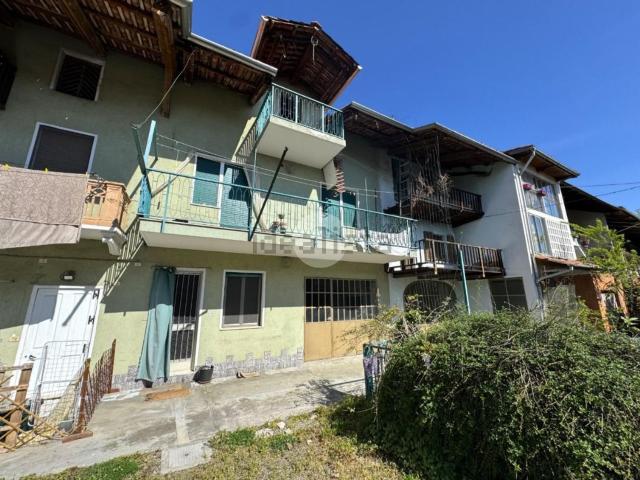 Villetta bifamiliare in vendita di 120 m² in Via P. Crotta, 90