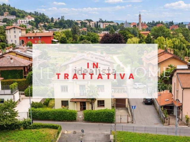 Villetta bifamiliare in vendita di 120 m² in Via Quintino Basso