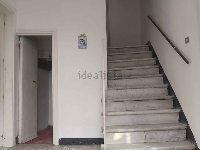 Villetta bifamiliare in vendita di 120 m² in Via Sobborgo Emiliano, 3