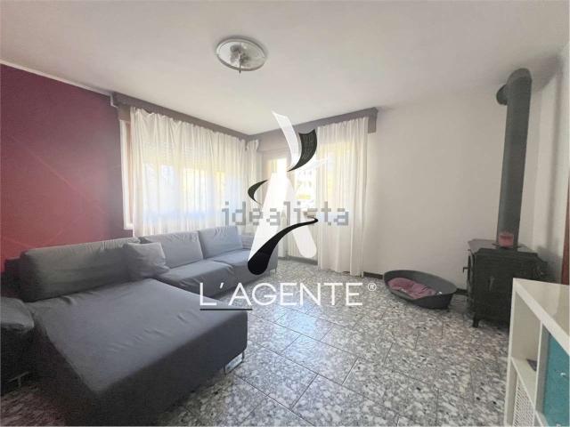 Villetta bifamiliare in vendita di 120 m² in Via Solferino