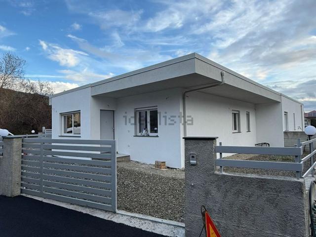 Villetta bifamiliare in vendita di 120 m² in Viale Principessa, 9