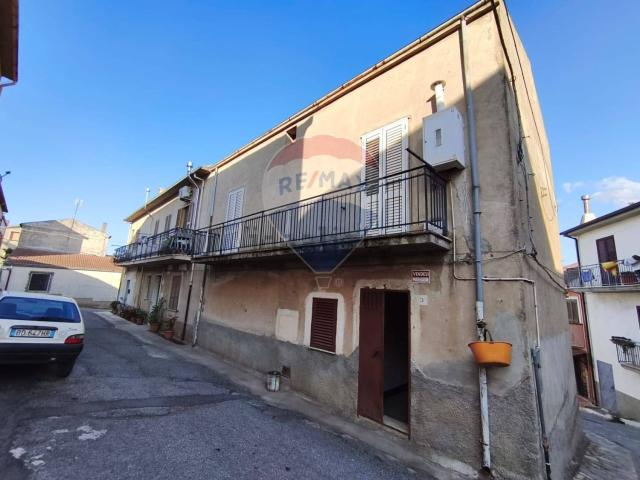 Villetta bifamiliare in vendita di 121 m² in Vico Fischia