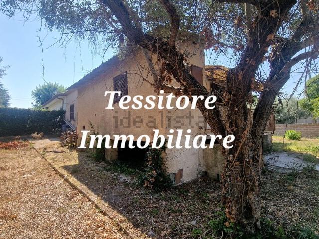 Villetta bifamiliare in vendita di 121 m² in Via dei 5 Archi