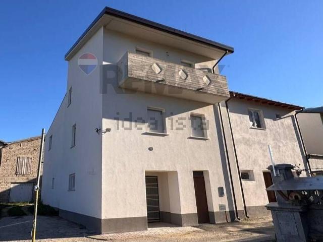 Villetta bifamiliare in vendita di 121 m²