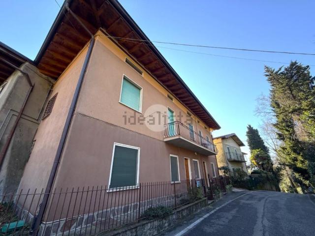 Villetta bifamiliare in vendita di 122 m² in Via Valpredina, 18