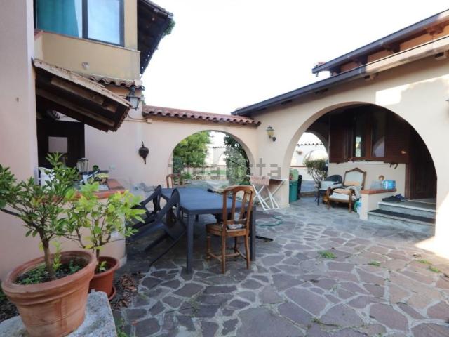 Villetta bifamiliare in vendita di 122 m² in Via XX Settembre, 23