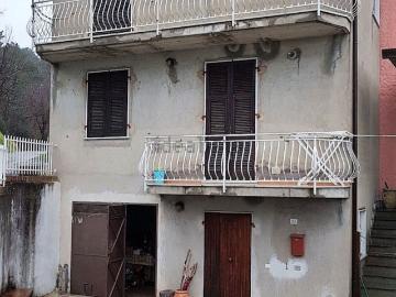 Villetta bifamiliare in vendita di 122 m² in Via Carignano, 13