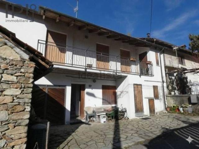 Villetta bifamiliare in vendita di 122 m² in Via Paolo Cappa