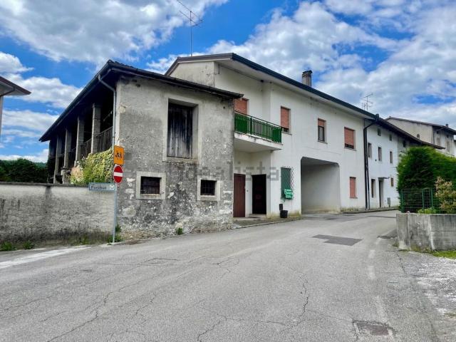 Villetta bifamiliare in vendita di 127 m²