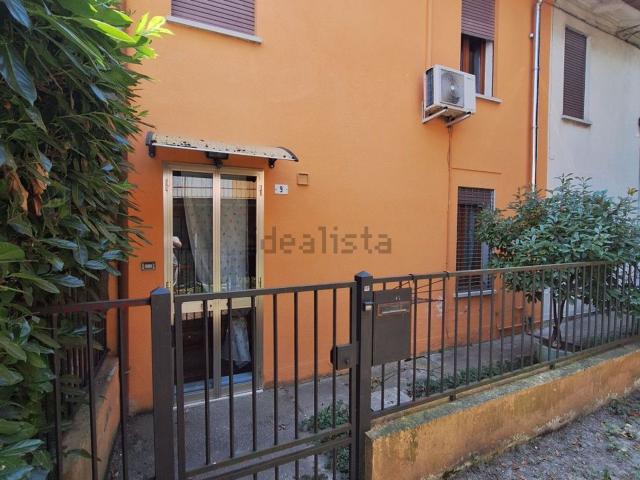 Villetta bifamiliare in vendita di 124 m² in Via Iacopone da Todi