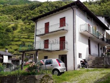 Villetta bifamiliare in vendita di 125 m² in Via Villa, 21