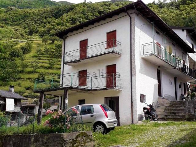 Villetta bifamiliare in vendita di 125 m² in Via Villa, 21