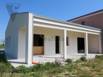 Villetta bifamiliare in vendita di 125 m² in Via Ardoneghe