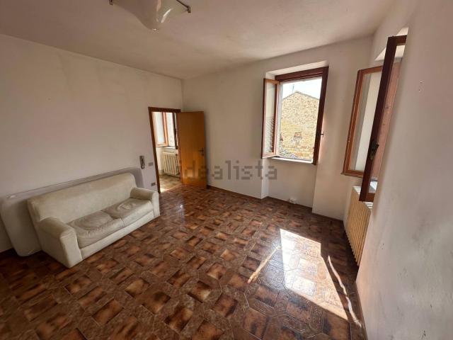 Villetta bifamiliare in vendita di 125 m² in Via Cairoli, 23