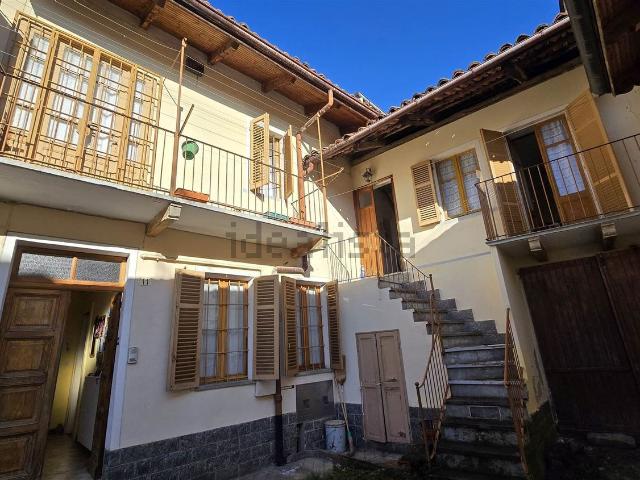 Villetta bifamiliare in vendita di 125 m² in Via Clemente Vercellone, 11
