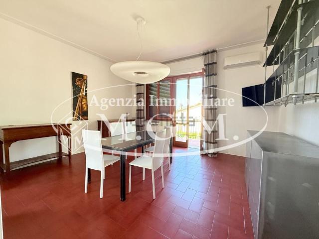 Villetta bifamiliare in vendita di 125 m² in Via del Lavoro