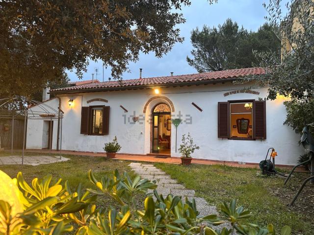 Villetta bifamiliare in vendita di 125 m² in Via del Vaiolo