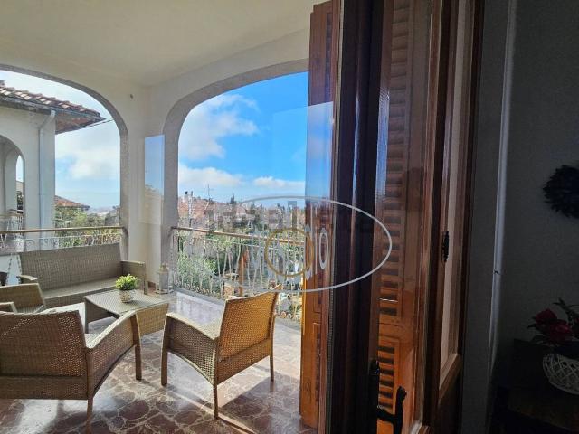 Villetta bifamiliare in vendita di 125 m² in Via di San Miniato, 1