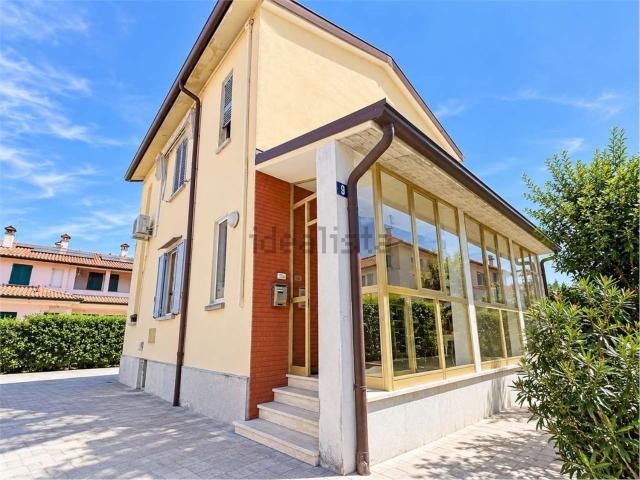 Villetta bifamiliare in vendita di 125 m² in Via G. Garibaldi