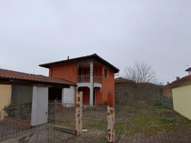 Villetta bifamiliare in vendita di 125 m² in Via Giovanni Falcone