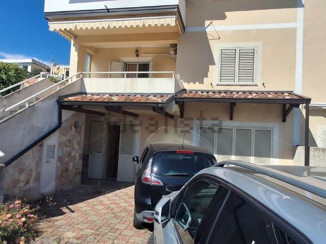 Villetta bifamiliare in vendita di 125 m² in Via Giosuè Carducci
