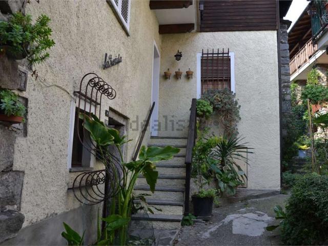 Villetta bifamiliare in vendita di 125 m² in Via Guglielmo Marconi