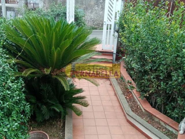 Villetta bifamiliare in vendita di 125 m² in Via san gaspare