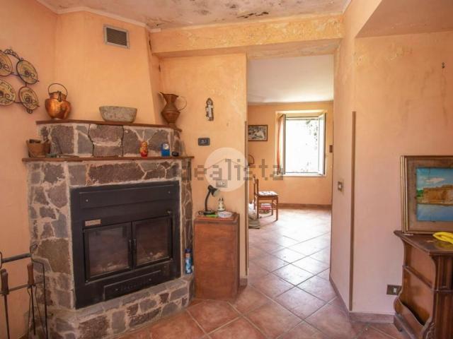 Villetta bifamiliare in vendita di 125 m² in Via Sargnano