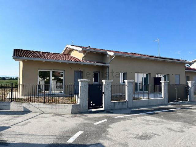 Villetta bifamiliare in vendita di 125 m²