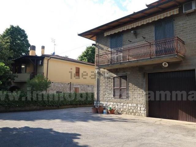 Villetta bifamiliare in vendita di 125 m²