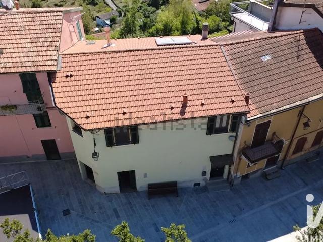 Villetta bifamiliare in vendita di 126 m² in Piazza San Lorenzo, 5
