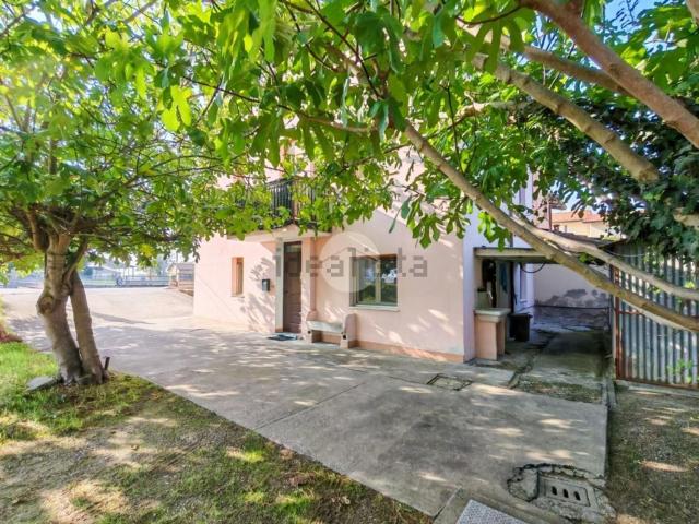 Villetta bifamiliare in vendita di 126 m² in Via Romea Nord, 240