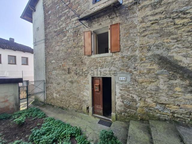 Villetta bifamiliare in vendita di 128 m² in Frazione Cabia, 100