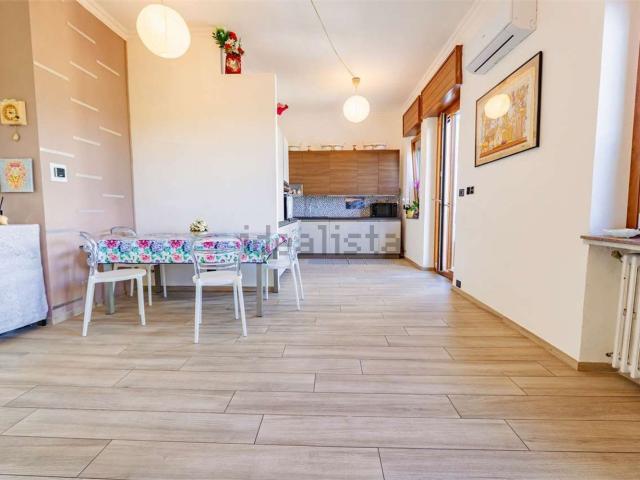 Villetta bifamiliare in vendita di 129 m² in Corso IV Novembre, 35