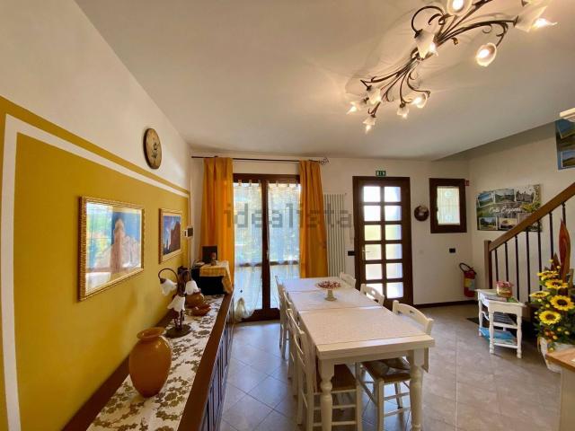 Villetta bifamiliare in vendita di 129 m² in Vicolo delle Istituzioni