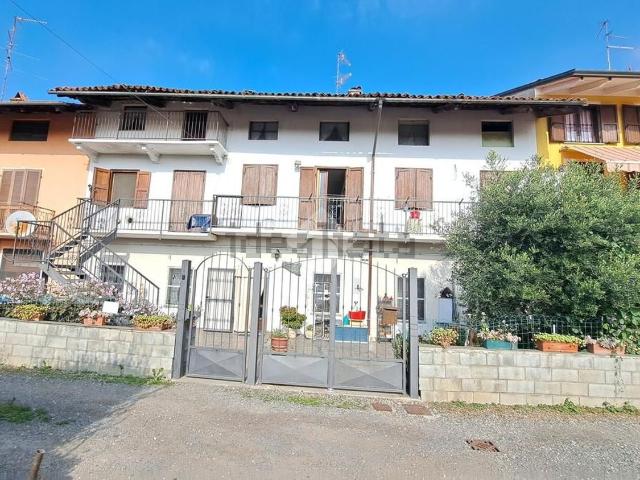Villetta bifamiliare in vendita di 129 m² in Via Camillo Benso Conte di Cavour, 12