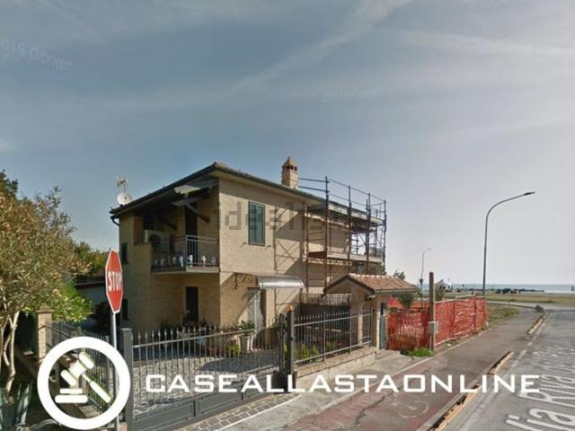Villetta bifamiliare in vendita di 133 m² in Via Riva del Pescatore
